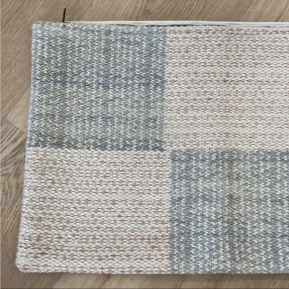 Pre Owned Pottery Barn Mali Handwoven Lumbar Throw Pillow Cover 16x26 - Picture 2 of 11